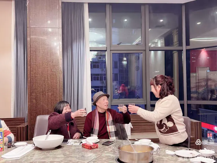 为大大大婆接风洗尘、拜年合影